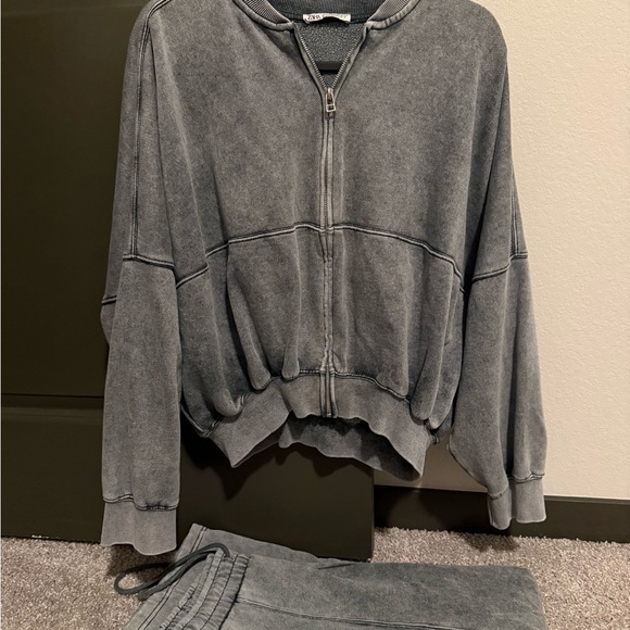Zara Bomber Sweat Set - Picture 2 of 5